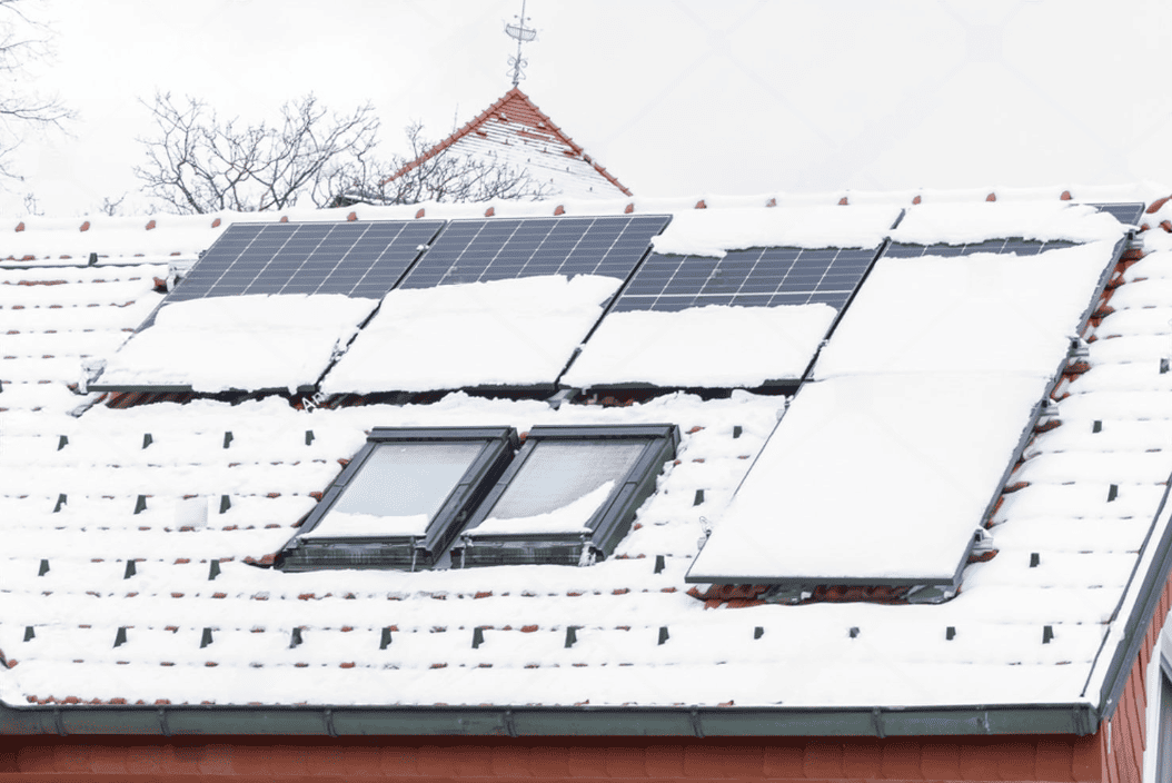 do solar panels work in snow