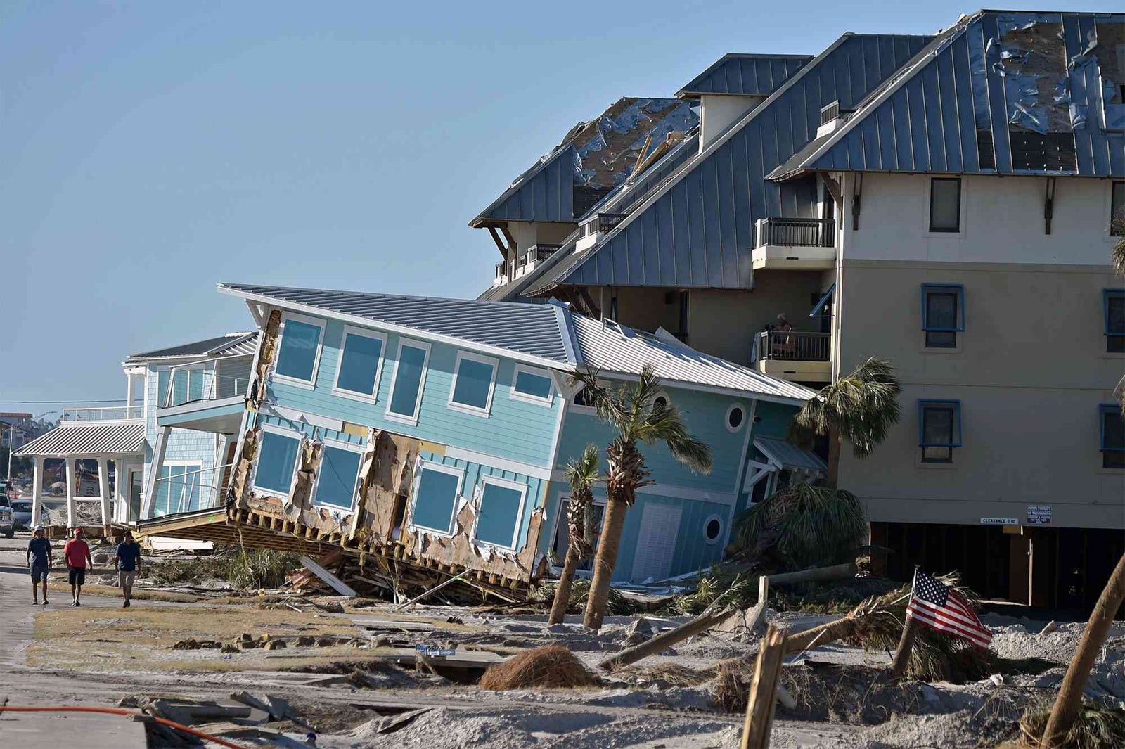 10 Ways to Stay Safe During a Hurricane
